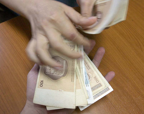 Deceniju čekaju minimalni dodatak na platu u SIPA