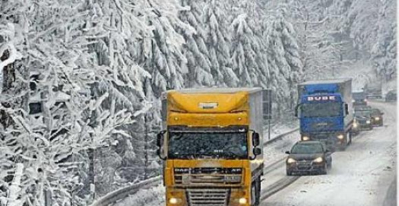 Za teretnjake zatvoren granični prelaz Izačić