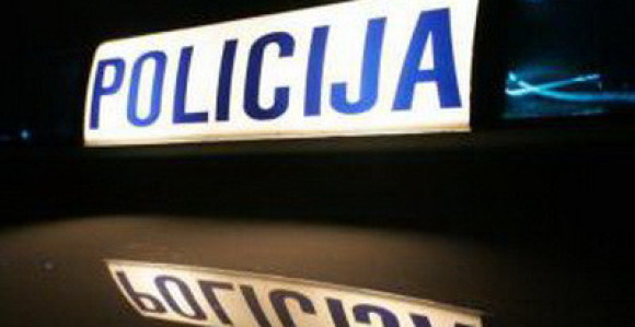 Povrijeđeno dijete i tri odrasle osobe