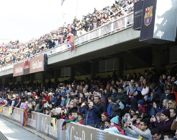 Barsu gledalo 10.408 navijača - na treningu!