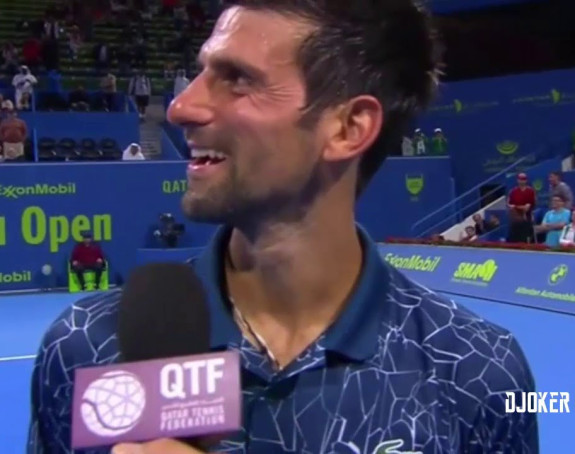 Video - Novak ironično publici: Baš volite da zviždite?!
