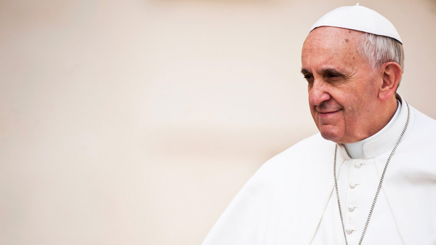 Papa Franja glumi u filmu kako bi djeci približio vjeru