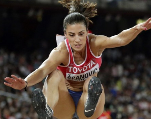 Bravo, kraljice! Ivana Španović trijumfalno počela 2016. godinu!