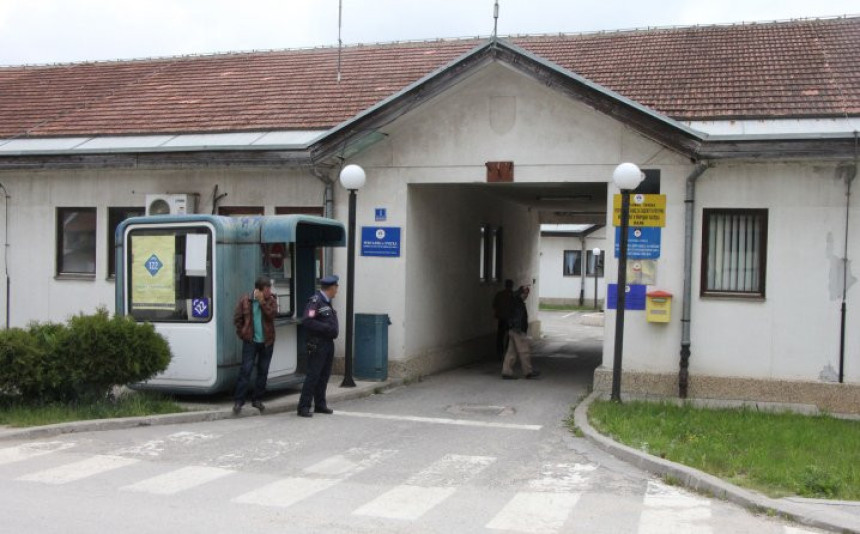 Na Palama oduzet automobil iz Italije 