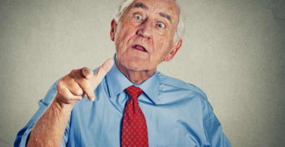 Пензионер терорише возаче