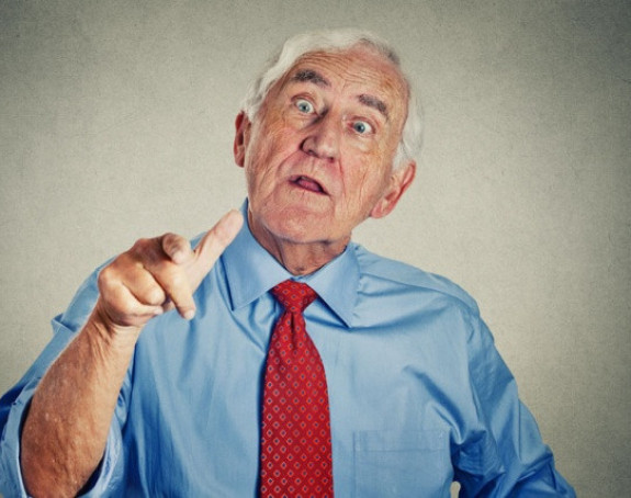 Пензионер терорише возаче