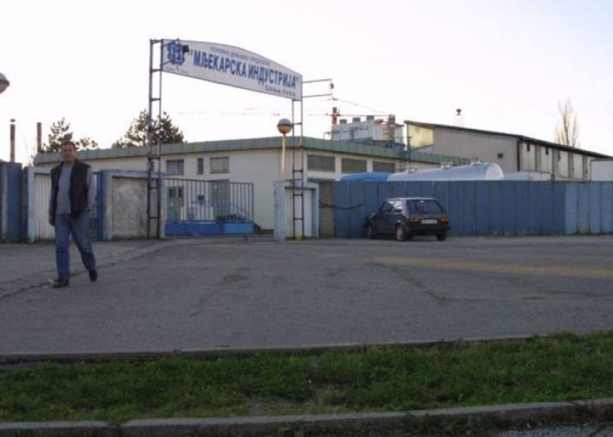 Срамно уништавање „Бањалучке мљекаре“ 