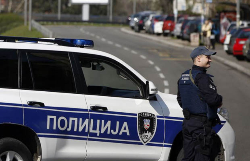 Uhapšena tri lica zbog droge