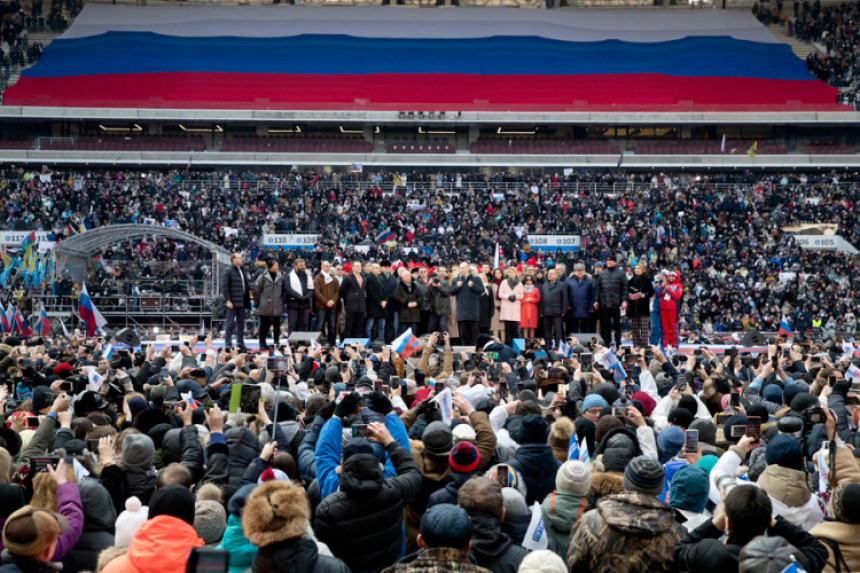 У Москви 130.000 људи на митингу