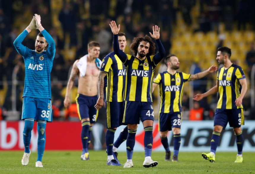 TUR: Fenerbahče pobjegao iz crvene zone!