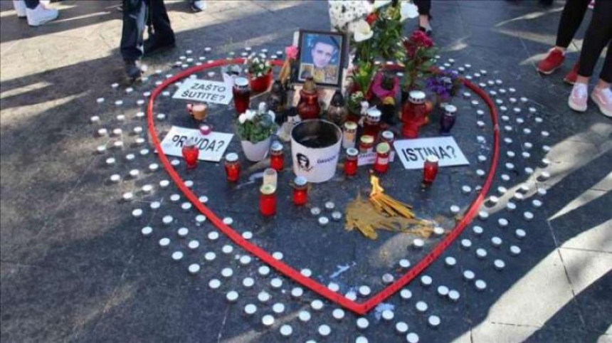 DW: "Čeka se misteriozni snimak"