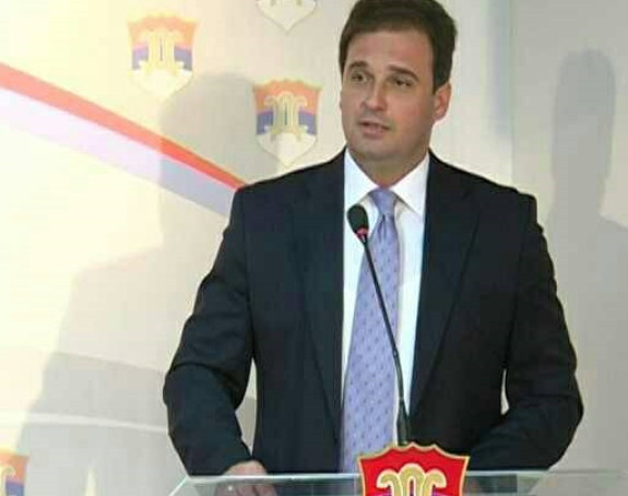 СДС честитао побједу Вучићу