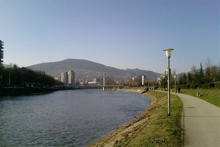 Из ријеке Босне извучено тијело