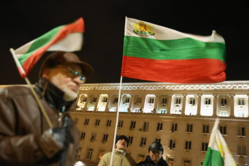 Neće dirati u statusna pitanja