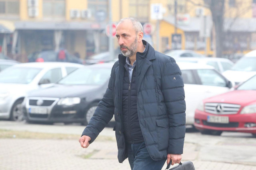 Feraget: Vrši se pritisak na sud