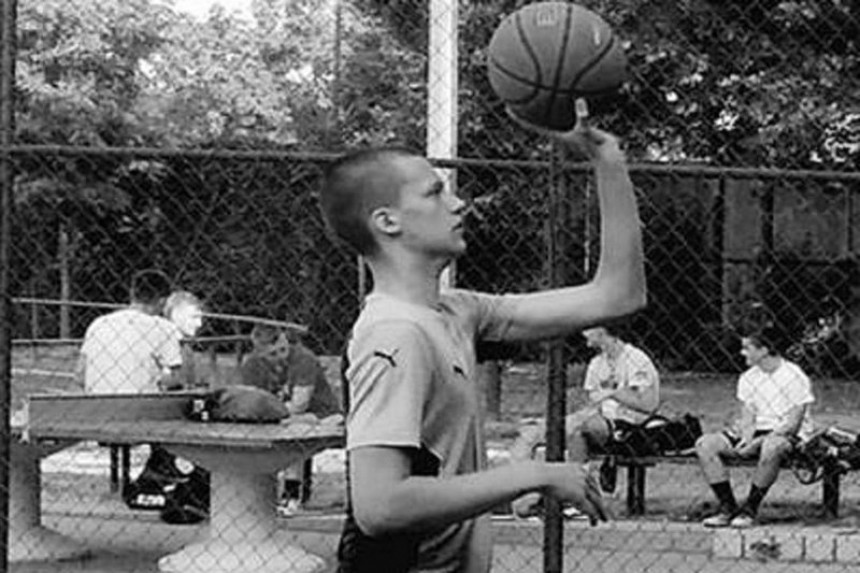 Хрватска тугује: Умро млади кошаркаш...