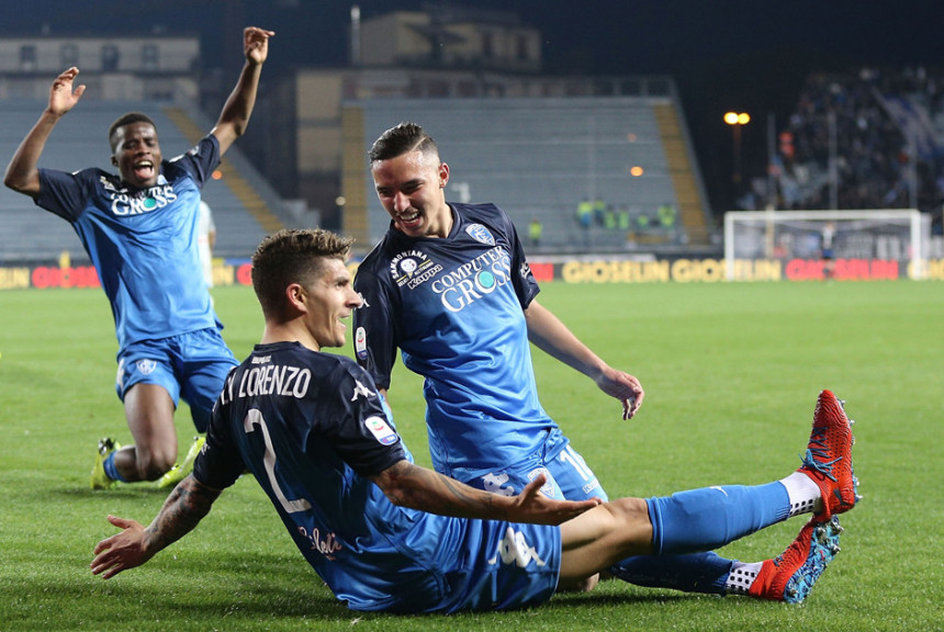 ITA: Napoli požurio da uruči pehar Juventusu!