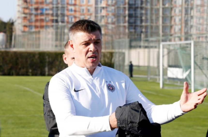 "Savo, daj ostavku!"