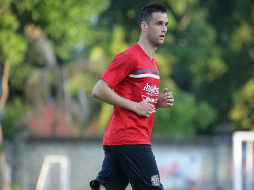Video: Srbin "bombom" podigao Bali na noge!
