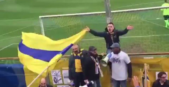 Video: Ma, gdje je to Asprilja?! Vodi navijanje u Parmi!