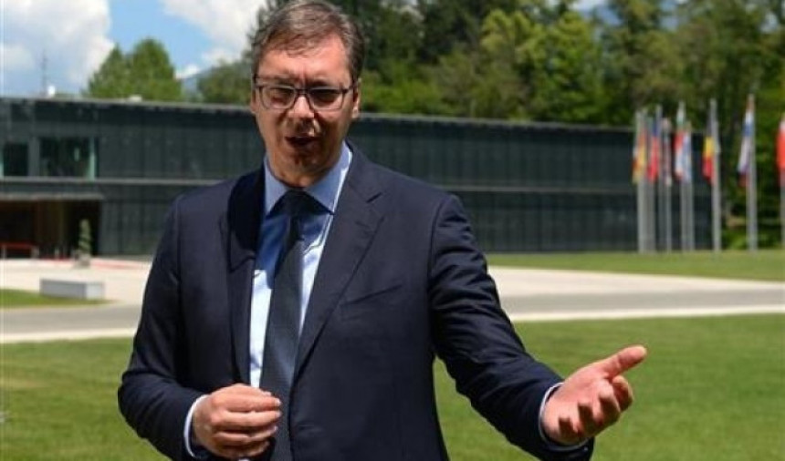 Vučić u Ankari, a potom u Moskvi