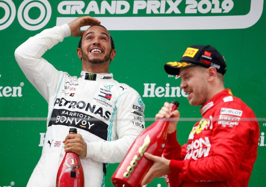 Hamilton ''podbada'' Italijane!