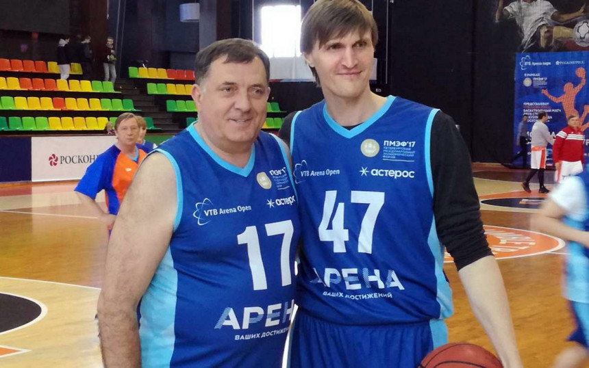 Šta spaja Dodika i Kirilenka? Pa, košarka!