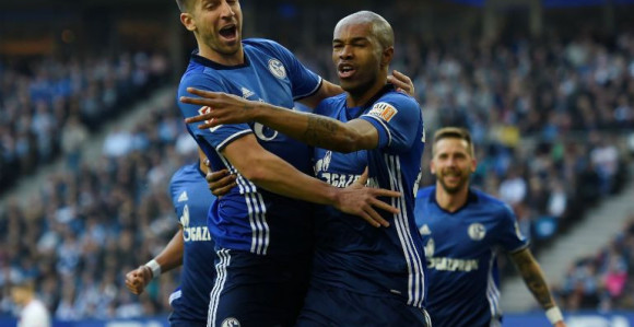 Zvanično: Nastasić potpisao do 2022. godine!