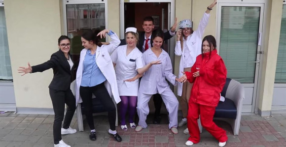 Zanimljiv video srednjoškolaca