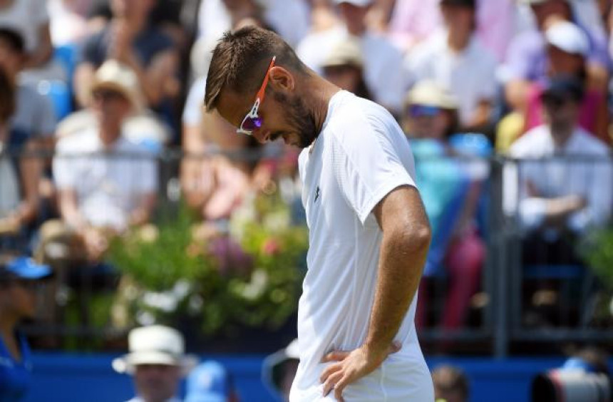 Troicki: Spazam u leđima, ostajem samo zbog Zikija!