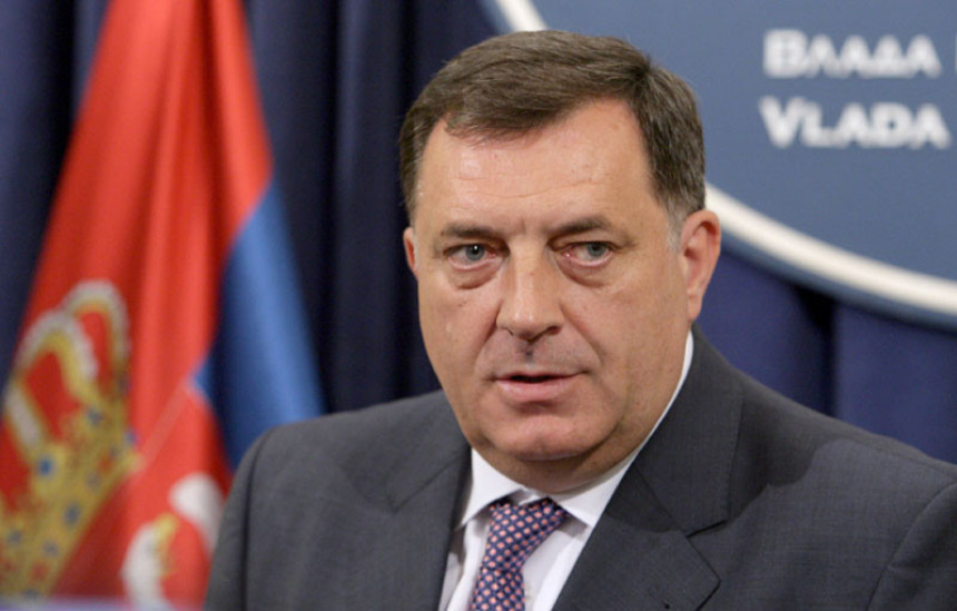 Dodik jasan, Pavić kalkuliše