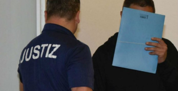 Pretukao ženu zbog 250 evra