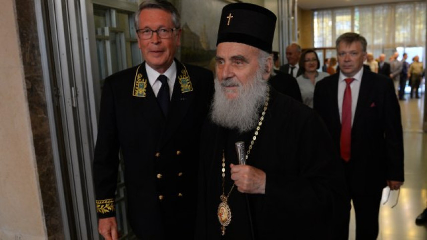 Nije vrijeme za papinu posjetu