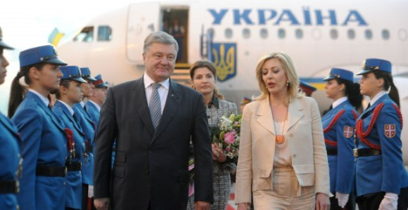 Vučić domaćin Petru Porošenku