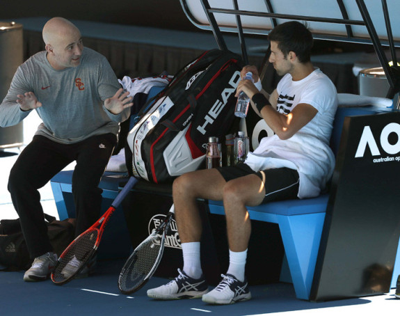 Agasi se moli za Novaka, ali se kladi na Fedeksa!