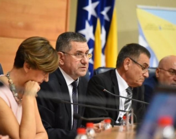 Prijave u službi zbog švaleracije