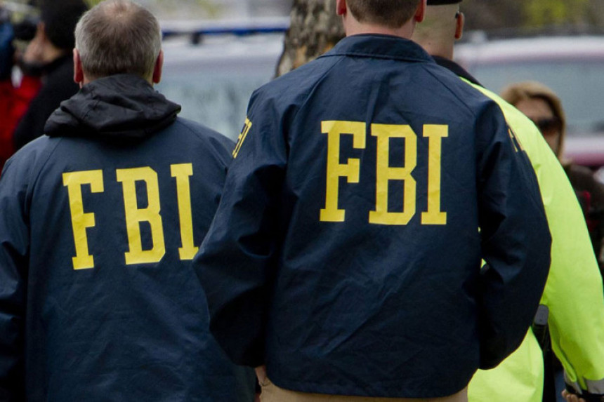 FBI: Policajac iz Vašingtona radi za ID