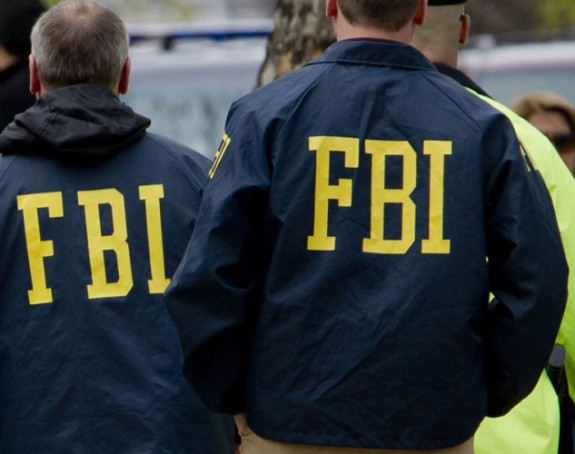 FBI: Policajac iz Vašingtona radi za ID
