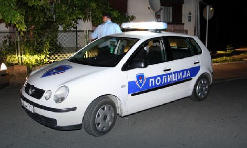 Pijan ugrizao policajca