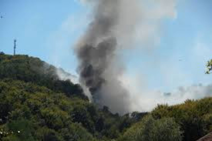 Vanredno zbog požara u Bratuncu