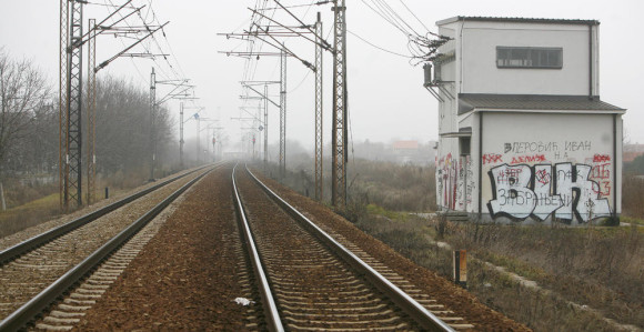 Žena se bacila pod voz u Nišu