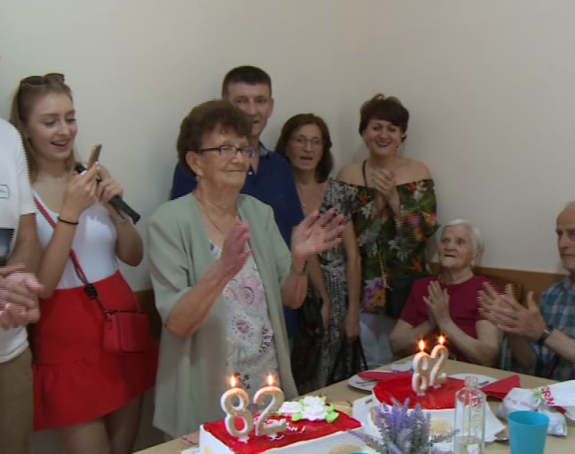 Дјечија радост са 82 године