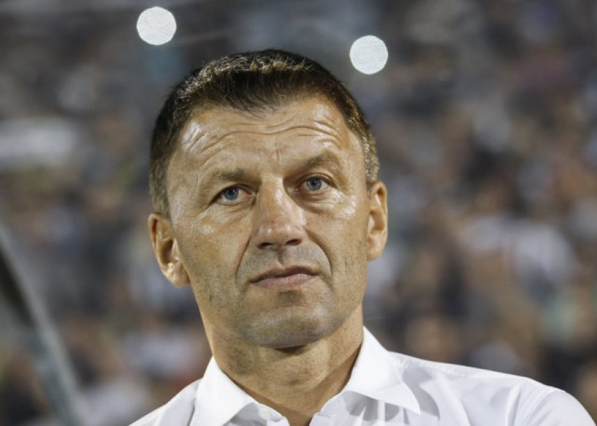 Zvanično: Partizan smijenio Miroslava Đukića!