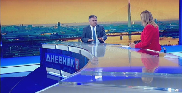 "Srbi imaju pravo i na KiM i na RS"