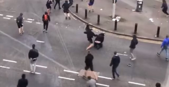 Huligani divljali Glazgovu, izbodena dvojica Hrvata!