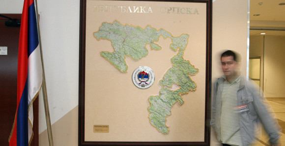 Kazne zbog ukidanja ćirilice!?