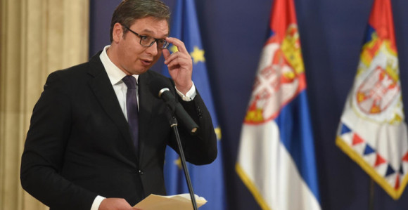 Vučić se obratio Srbima na KiM