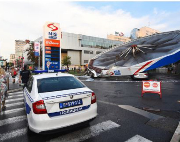 Krov pumpe pao na automobile 