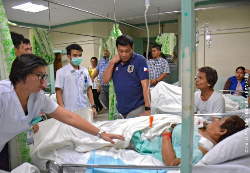 Филипини: Проглашено "стање безакоња"