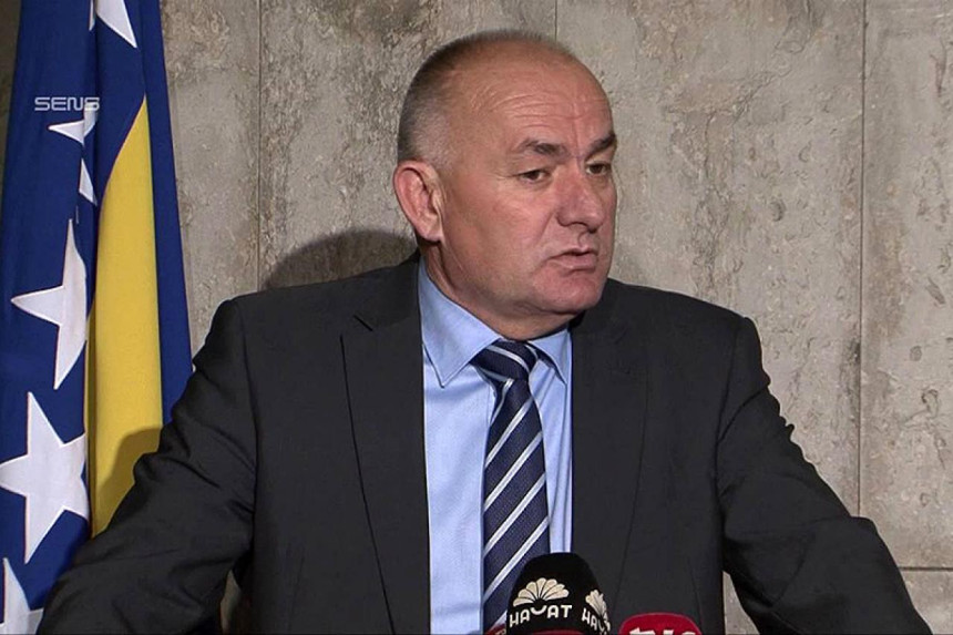 Bojiću više ne valja Mektić